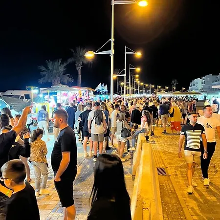 Venus Lighthouse 2b, Sea-view, Center Paphos
