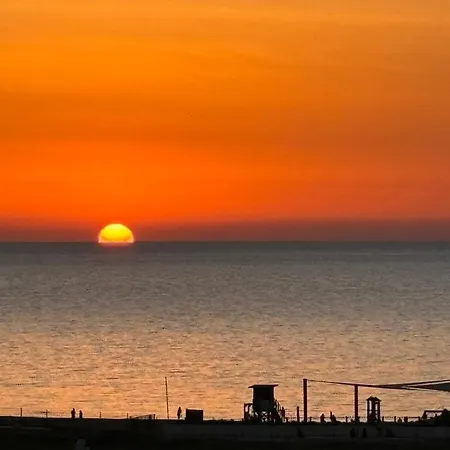 Lägenhet Venus Lighthouse 2b, Sea-view, Center Paphos