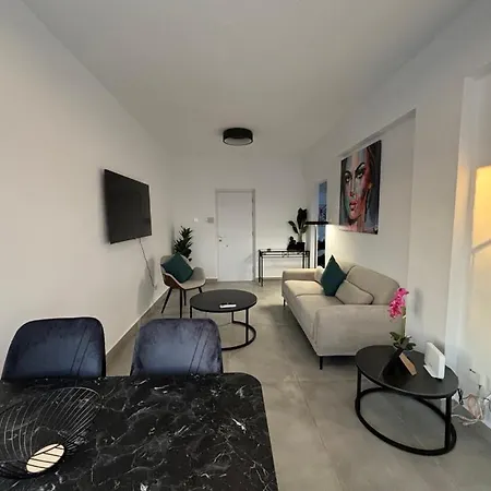 Lägenhet Venus Lighthouse 2b, Sea-view, Center Paphos