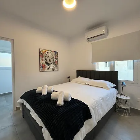 Apartment Venus Lighthouse 2b, Sea-view, Center