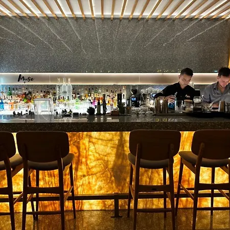 Διαμέρισμα Venus Lighthouse 2b, Sea-view, Center Πάφος