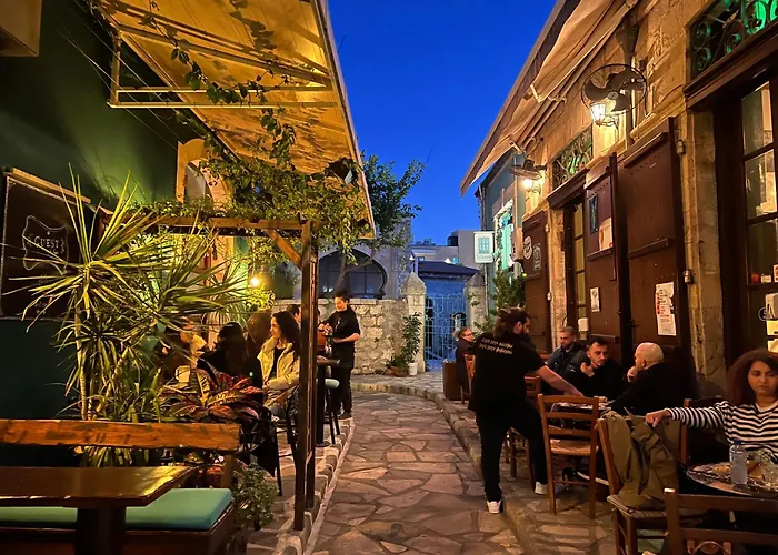 Venus Lighthouse 2b, Sea-view, Center * Paphos