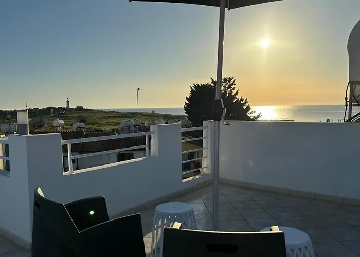 Venus Lighthouse 2b, Sea-view, Center * Paphos