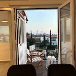 Venus Lighthouse 2b, Sea-view, Center Apartment