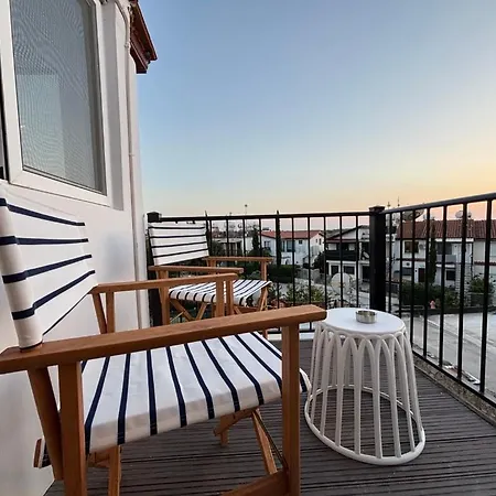 Venus Lighthouse 2br, Sea-view, Center Paphos