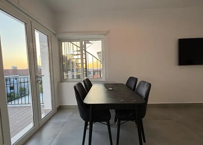 アパート Venus Lighthouse 2b, Sea-view, Center パ フォス