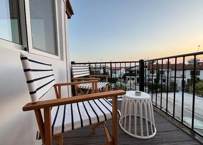 Venus Lighthouse 2b, Sea-view, Center パ フォス